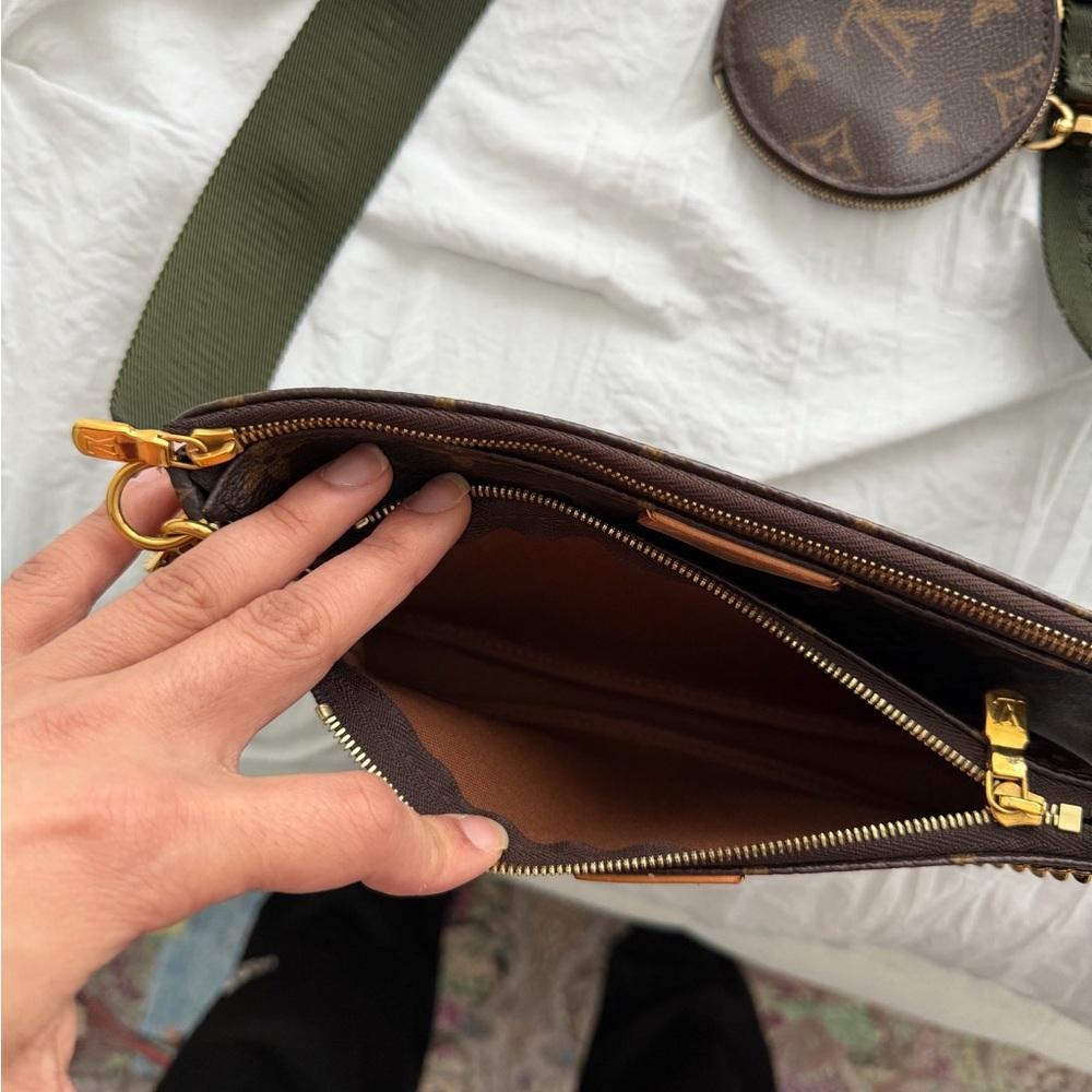 Louis Vuitton multi pochette Brown Monogram Crossbody Bag - Picture 9 of 10